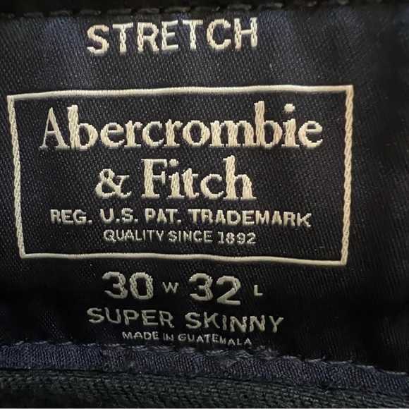 Abercrombie and Fitch Black Jeand size 30x32 - Picture 9 of 9